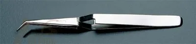 Самозажимной изогнутый пинцет 11 см Самозажимной изогнутый пинцет 11 см