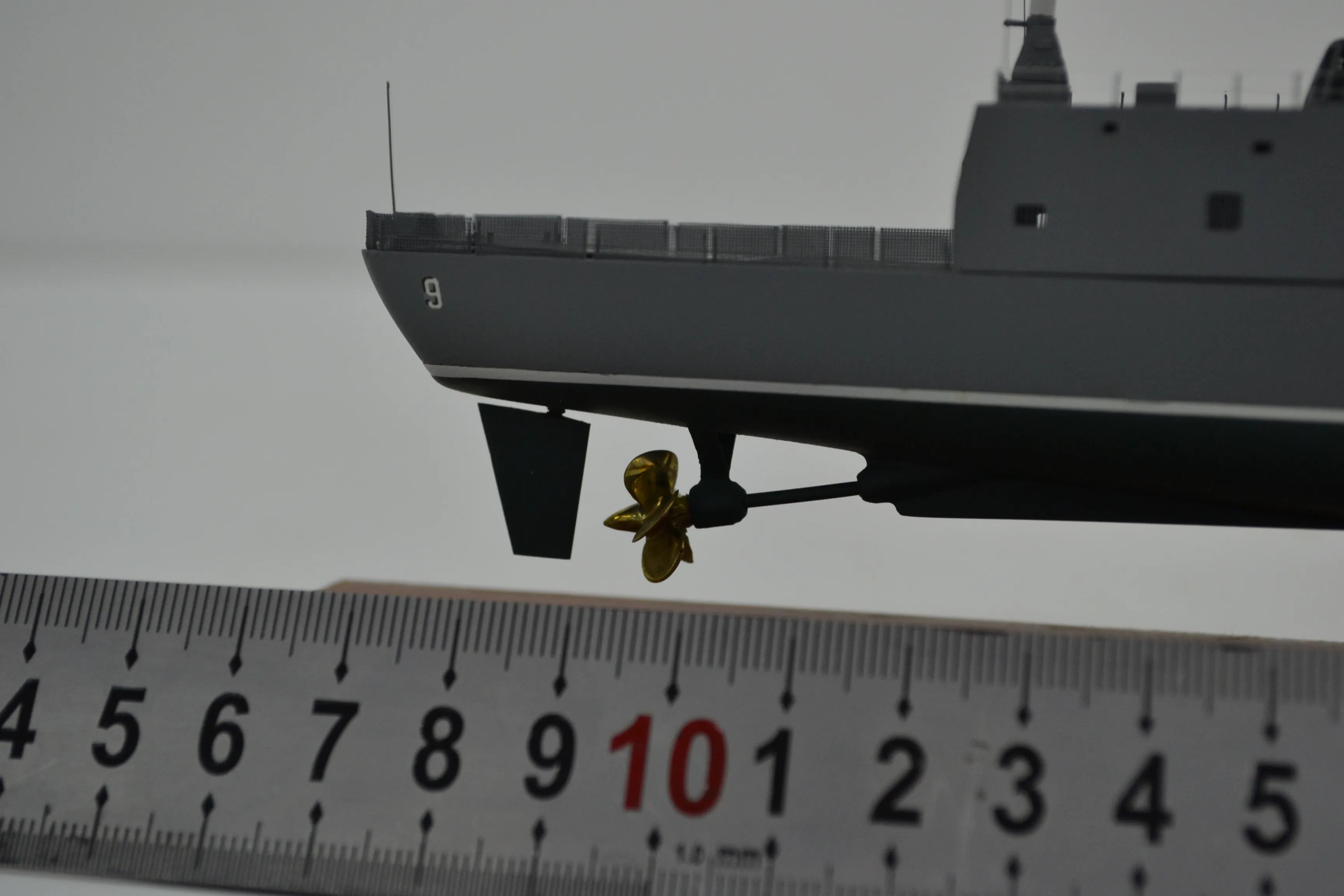 Модель корабля Фрегат FFG-9 «Уодсуорт» - Верфь на Столе