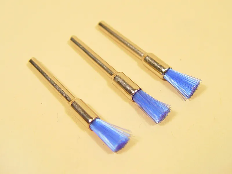 Пластиковая щетка,  5 мм, 3 шт JAS