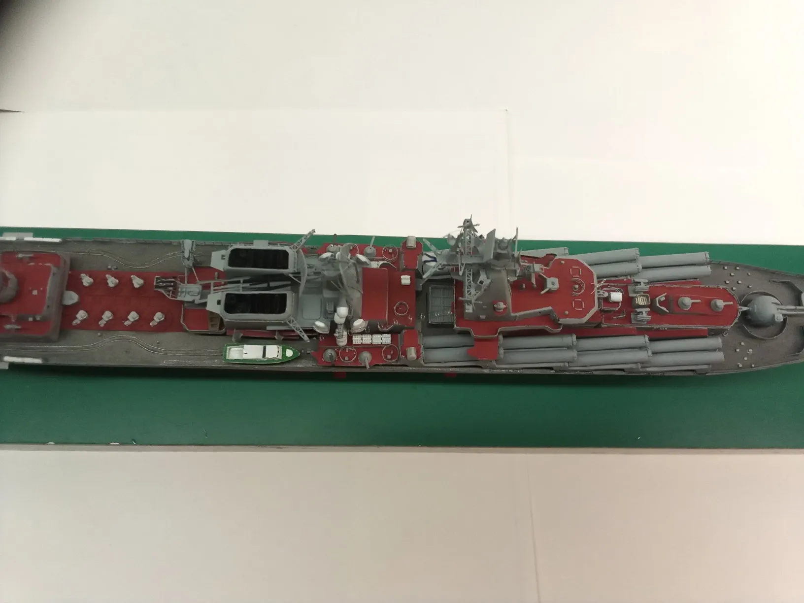 Модель корабля  ГРКР  " Варяг" - Верфь на Столе