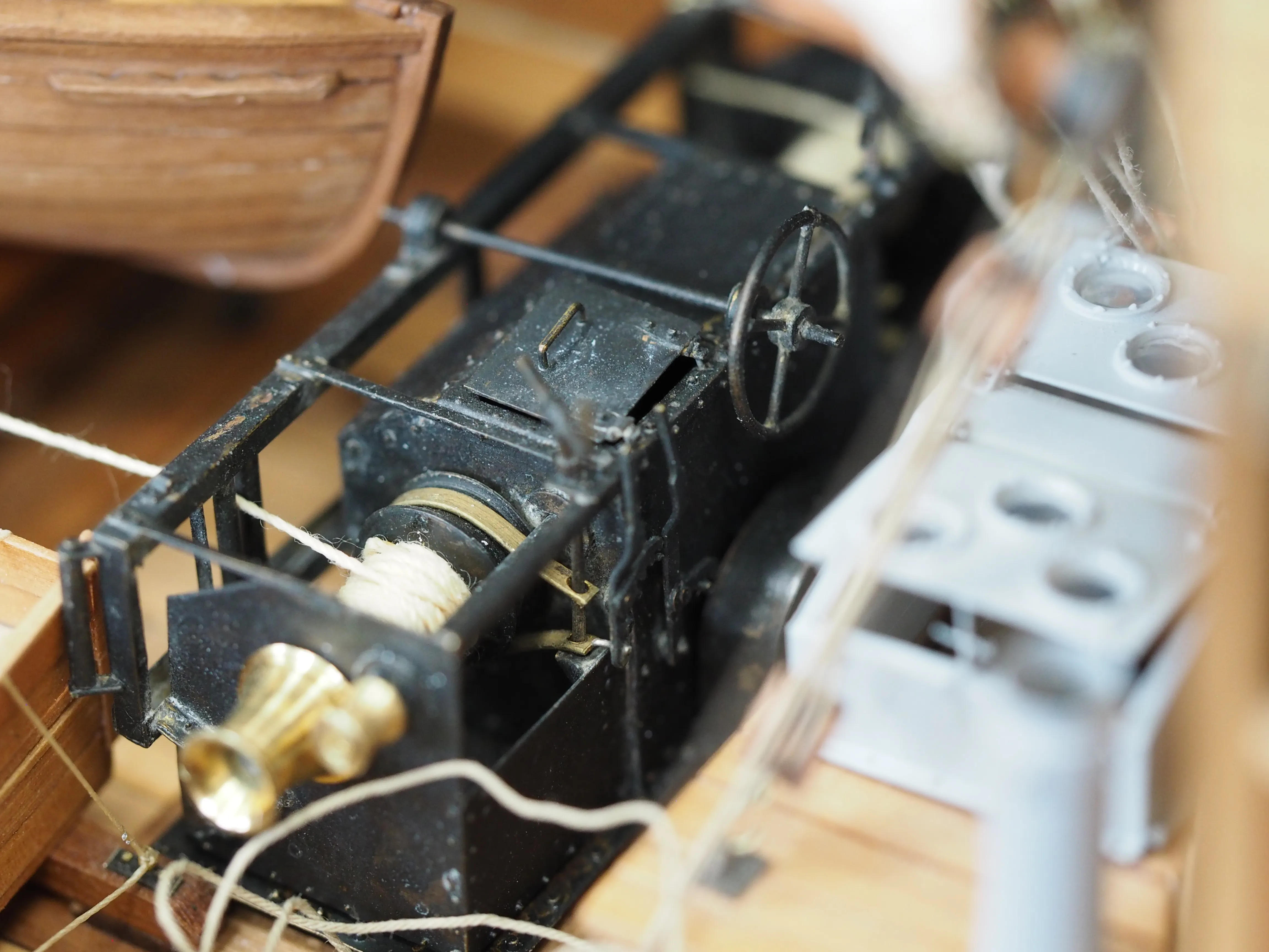 Модель корабля 17 метровый траловый рыболовный бот ГДР - Верфь на Столе