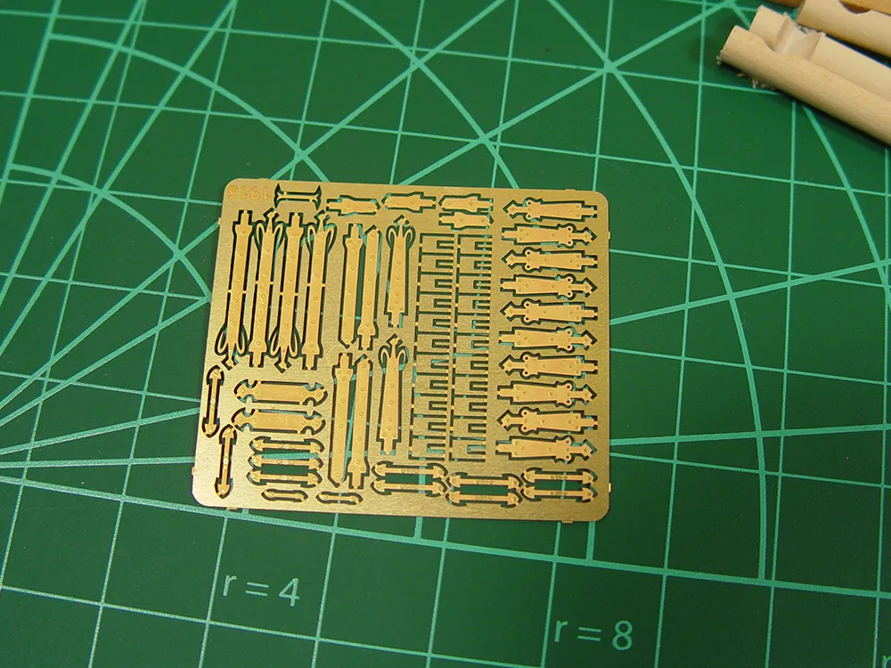 Дом из села Илькино, XIX век, 1414 деталей + (Расширенный набор для сборки) Дом из села Илькино, XIX век, 1414 деталей + (Расширенный набор для сборки)