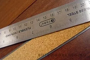 Стальная нескользящая 150 мм линейка Стальная нескользящая 150 мм линейка