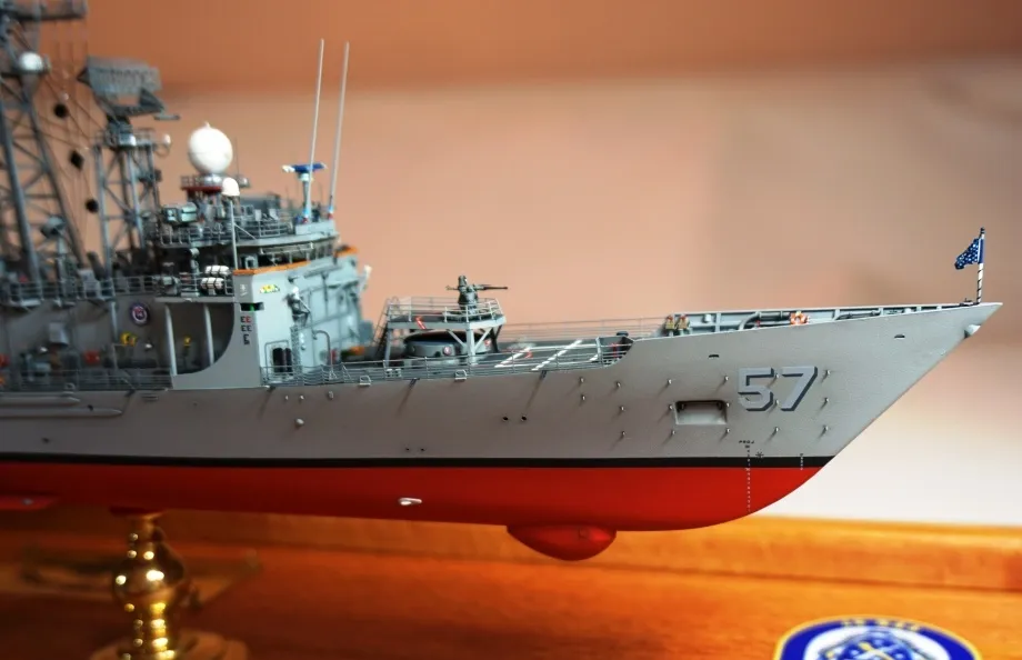 Модель корабля Фрегат Reuben James (FFG-57) - Верфь на Столе