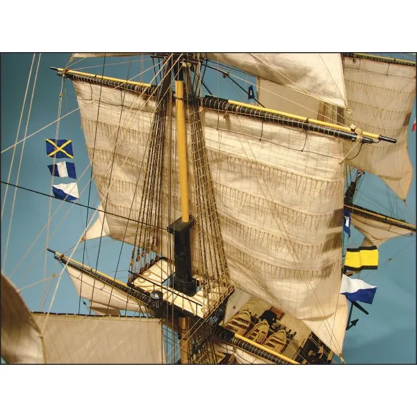 HMS Victory, бумажная модель (НЕКОНДИЦИЯ) HMS Victory, бумажная модель (НЕКОНДИЦИЯ)