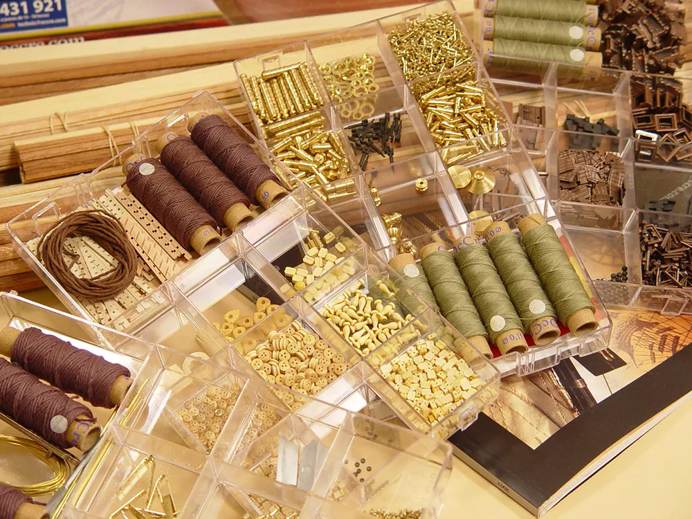 Santisima Trinidad (Сантисима Тринидад) + (Полный набор инструментов, клея и краски) Santisima Trinidad (Сантисима Тринидад) + (Полный набор инструментов, клея и краски)