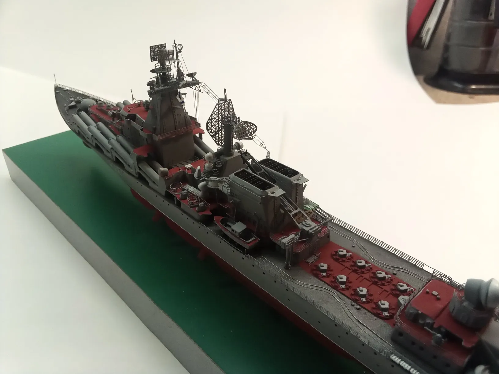 Модель корабля  ГРКР  " Варяг" - Верфь на Столе