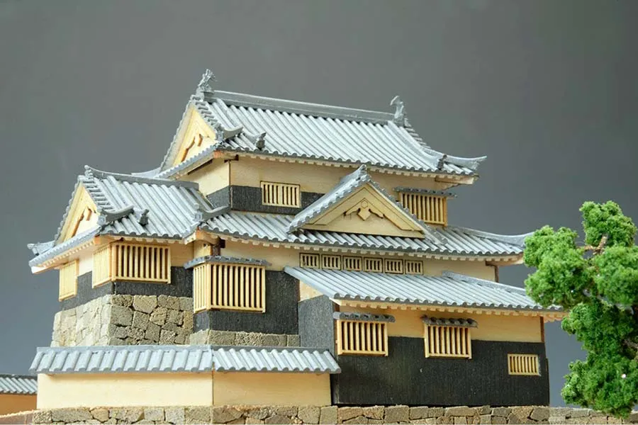 Замок Matsuyama