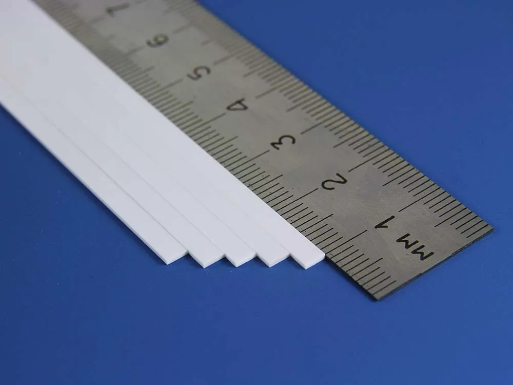 Полоска пластиковая 0,75х3,2 мм, 10 шт/уп.