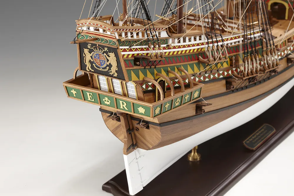 Галеон Revenge + (Стартовый набор инструментов)