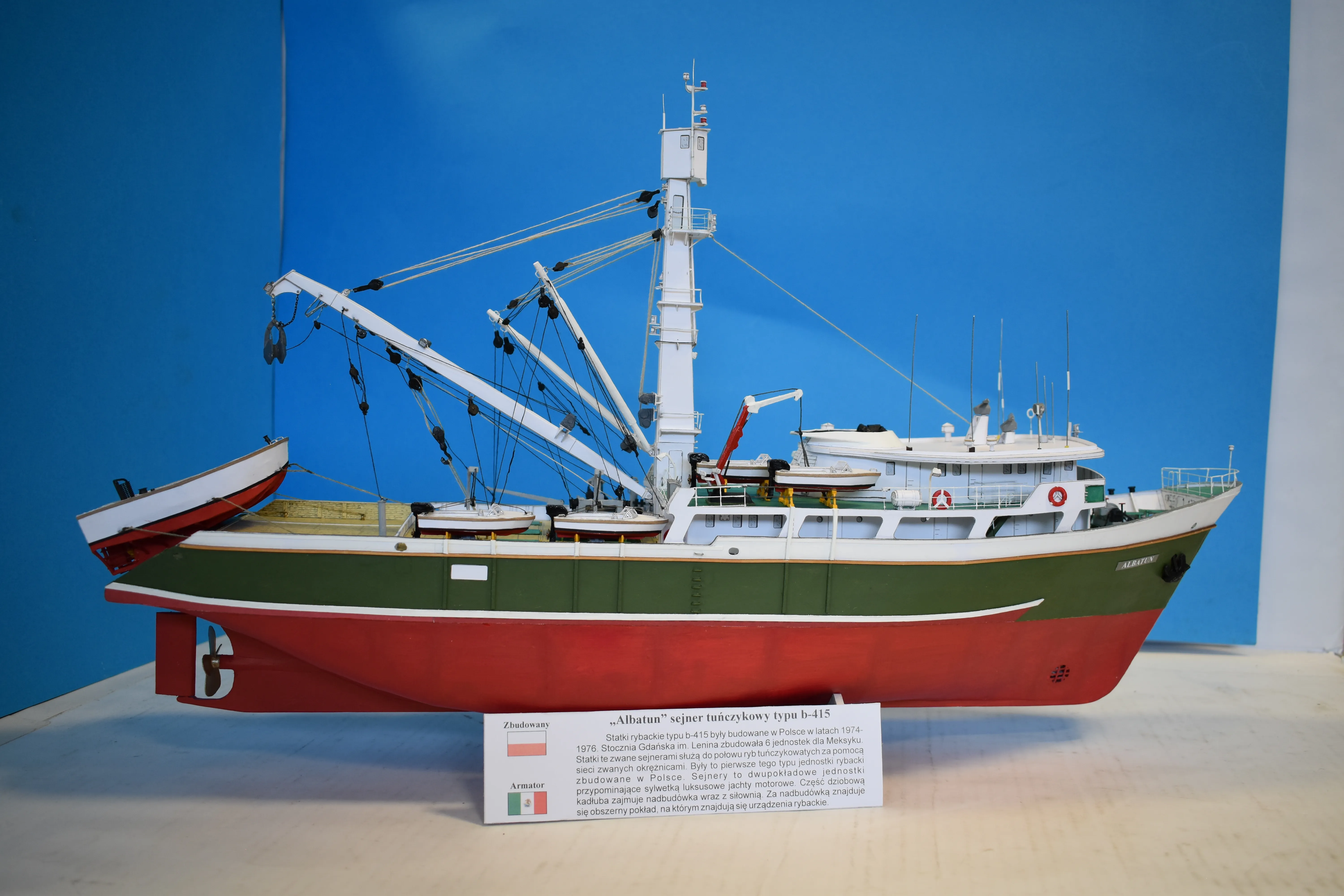 Модель корабля судно для ловли тунца "Albatun" - Верфь на Столе