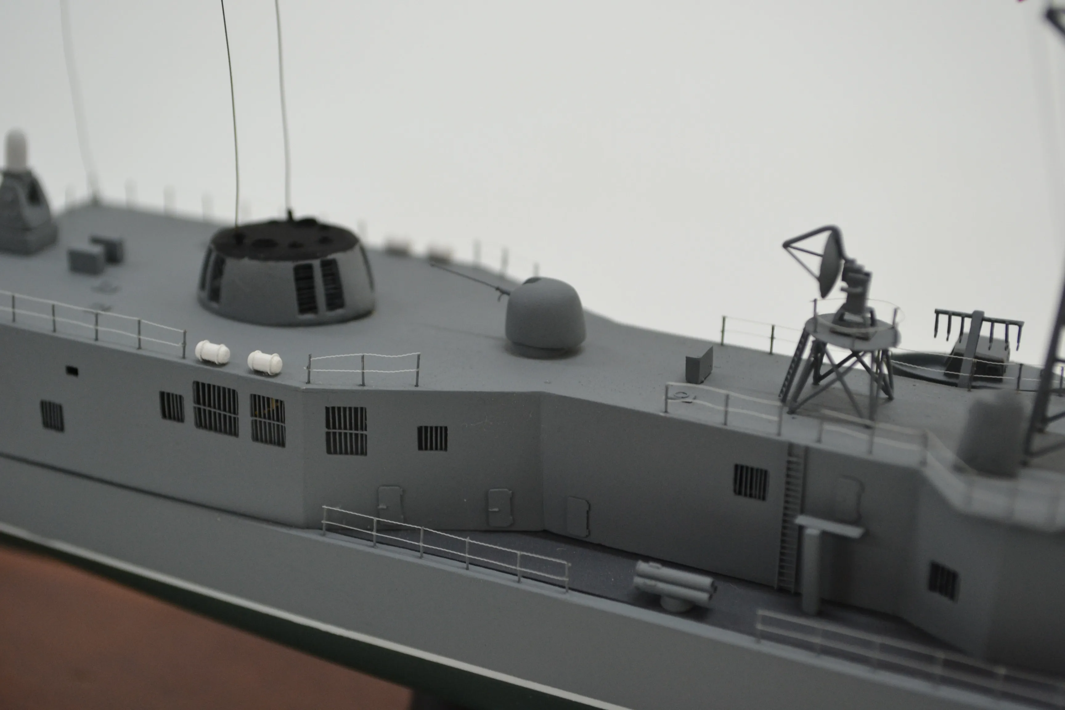 Модель корабля Фрегат FFG-9 «Уодсуорт» - Верфь на Столе