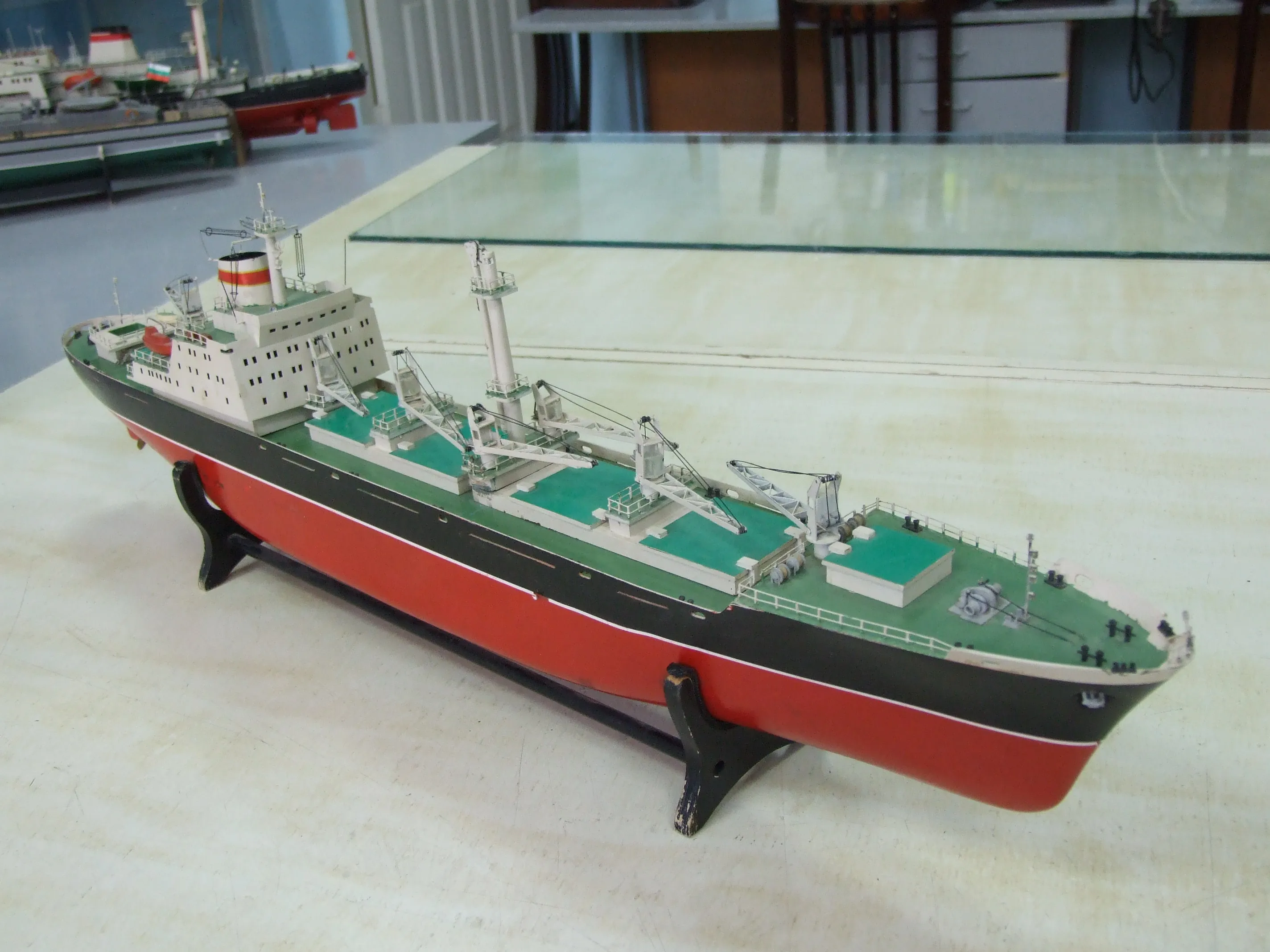 Модель корабля Сухогрузное судно "Капитан Кушнаренко" - Верфь на Столе