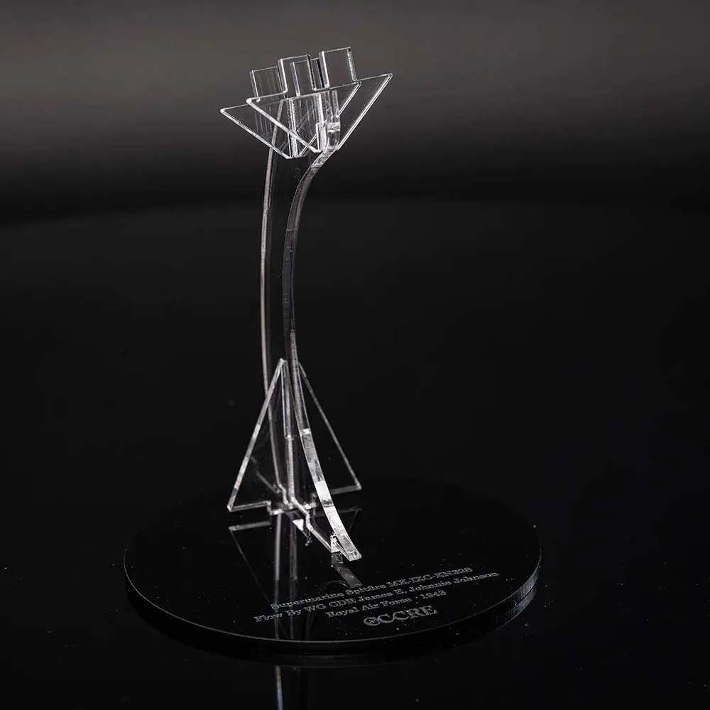 Spitfire MK-IXC EN398 + (Стартовый набор инструментов)