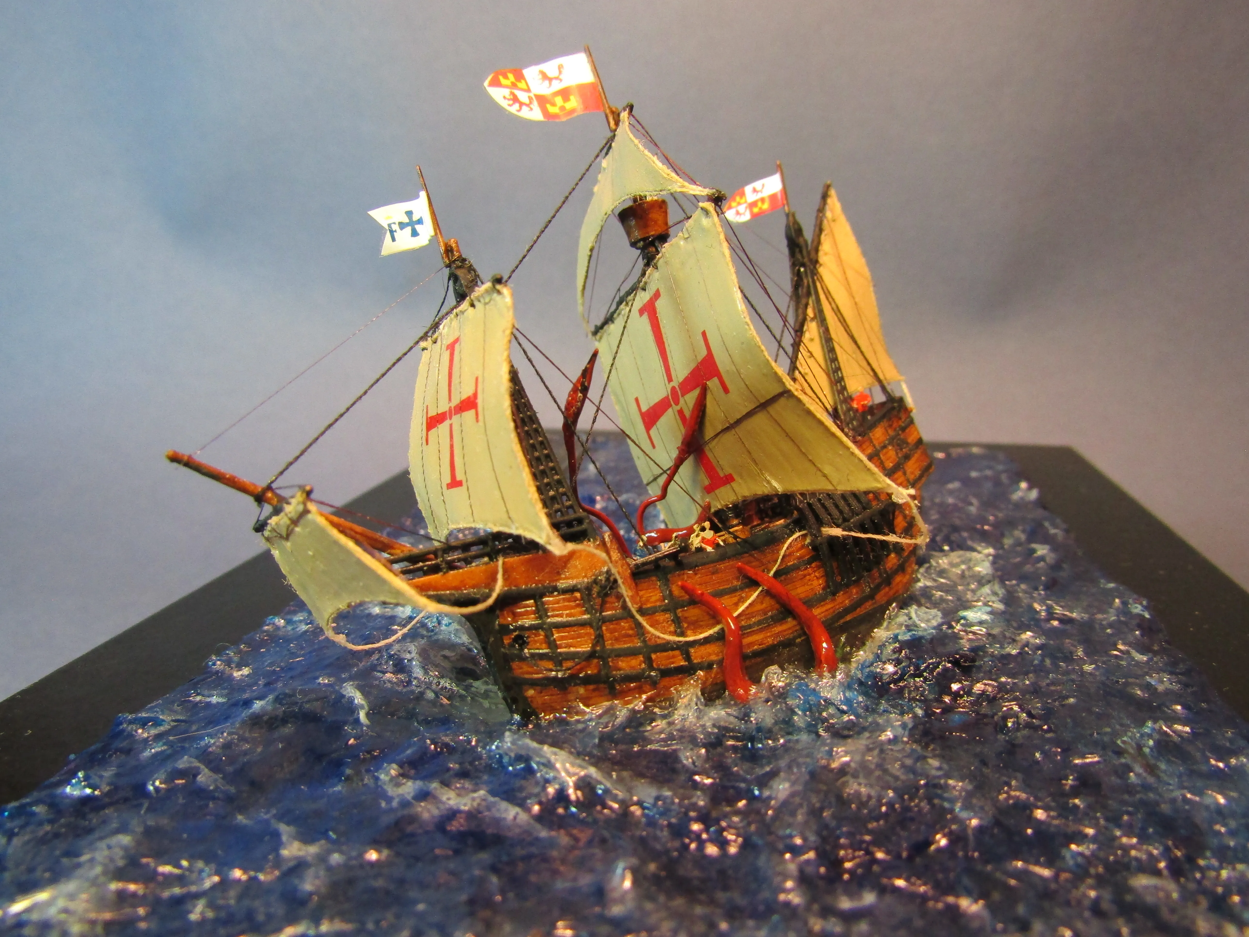 Модель корабля Каракка “Santa Maria” и Кракен - Верфь на Столе