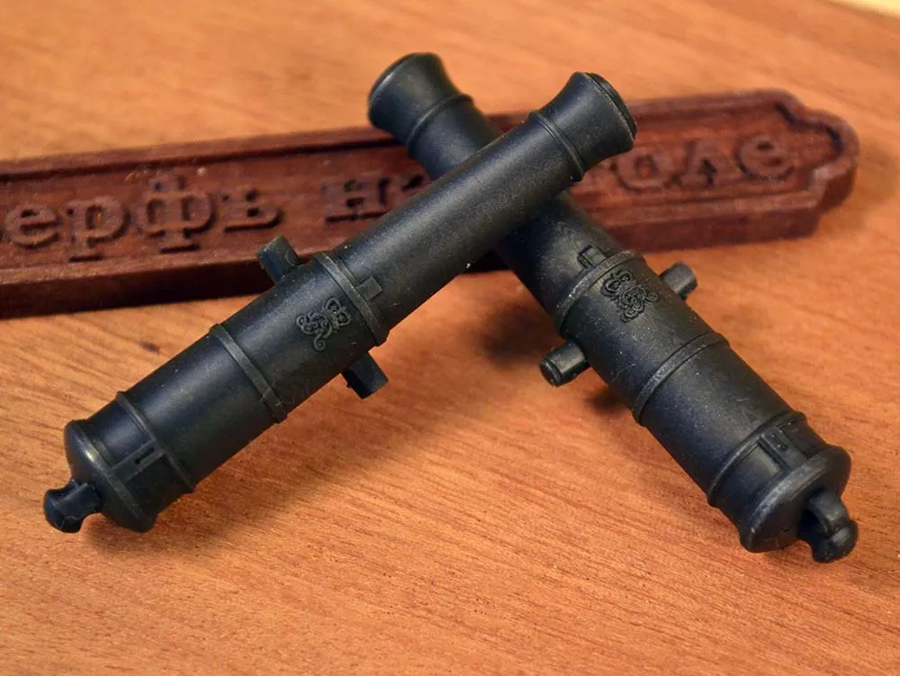 Ствол пушки тип Blomefield, герб Георг 3, 18 фунтов, масштаб 1:48, длина 55,8 мм, 2 шт