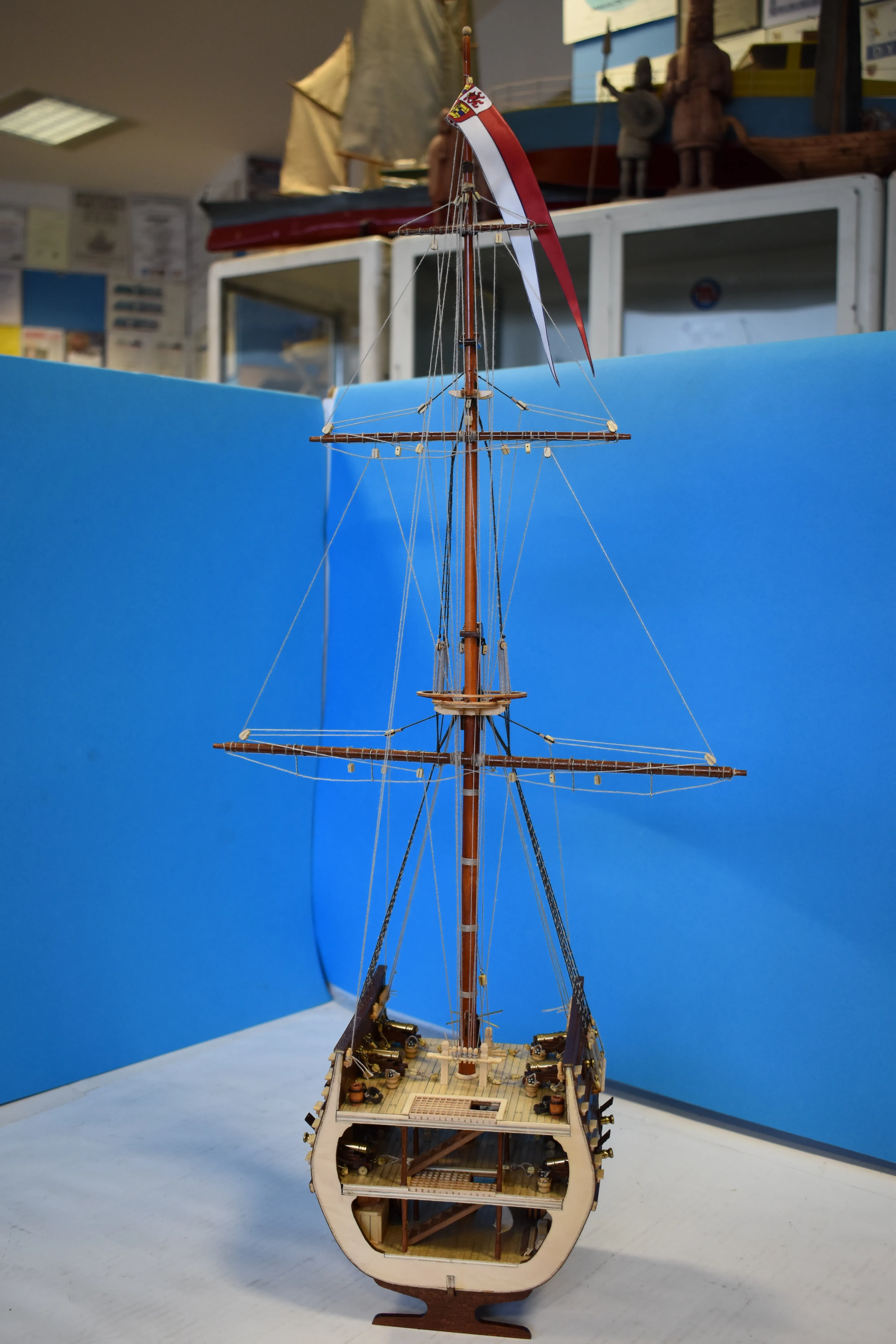 Модель корабля Поперечное сечение парусного судна "San Francisko" - Верфь на Столе