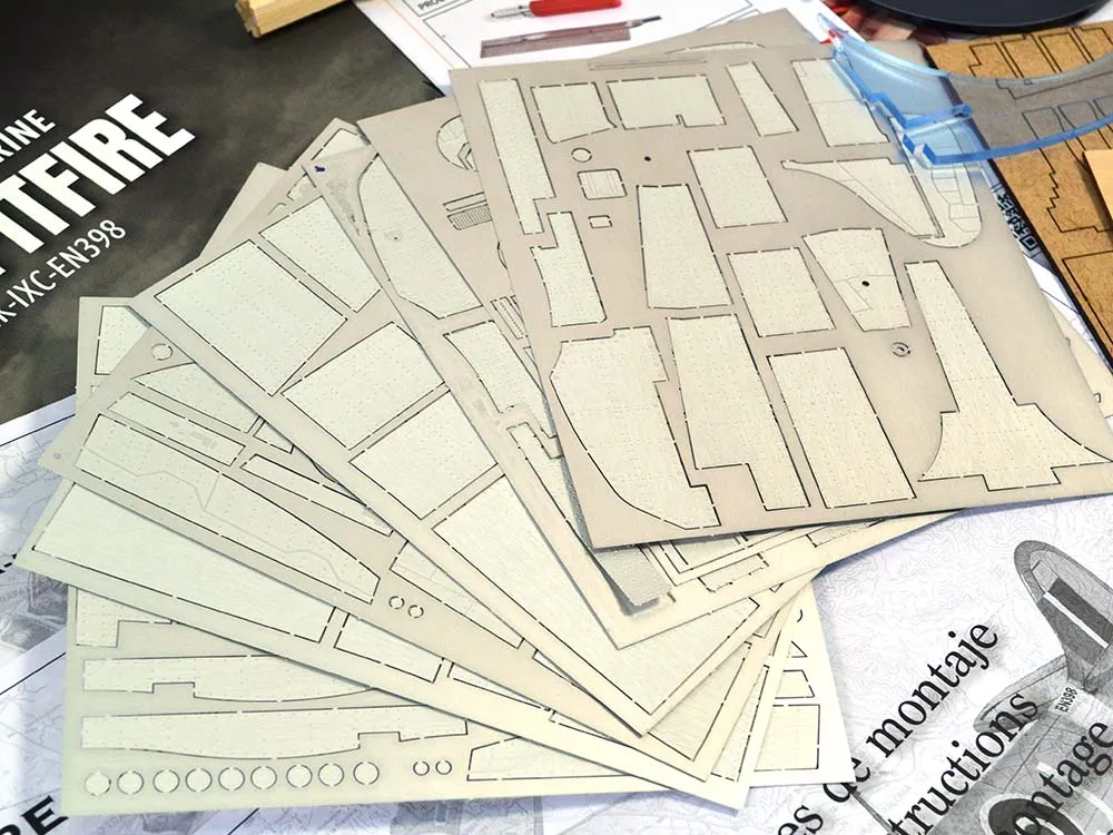 модель самолета своими руками Spitfire MK-IXC EN398