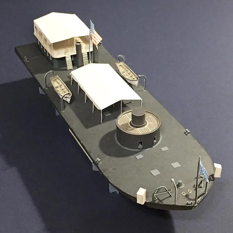 Модель из картона монитор Marietta