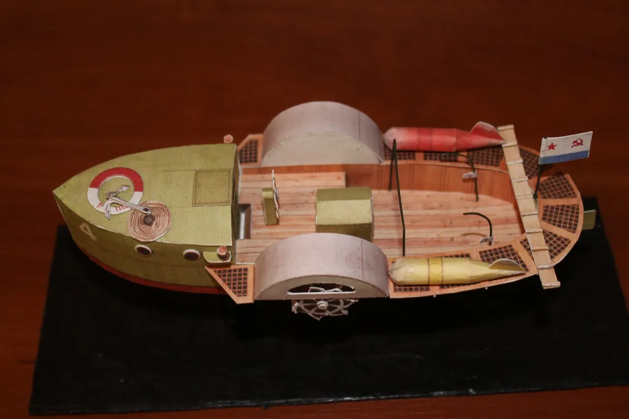 Модель корабля Тральщик ТЩ-4 - Верфь на Столе
