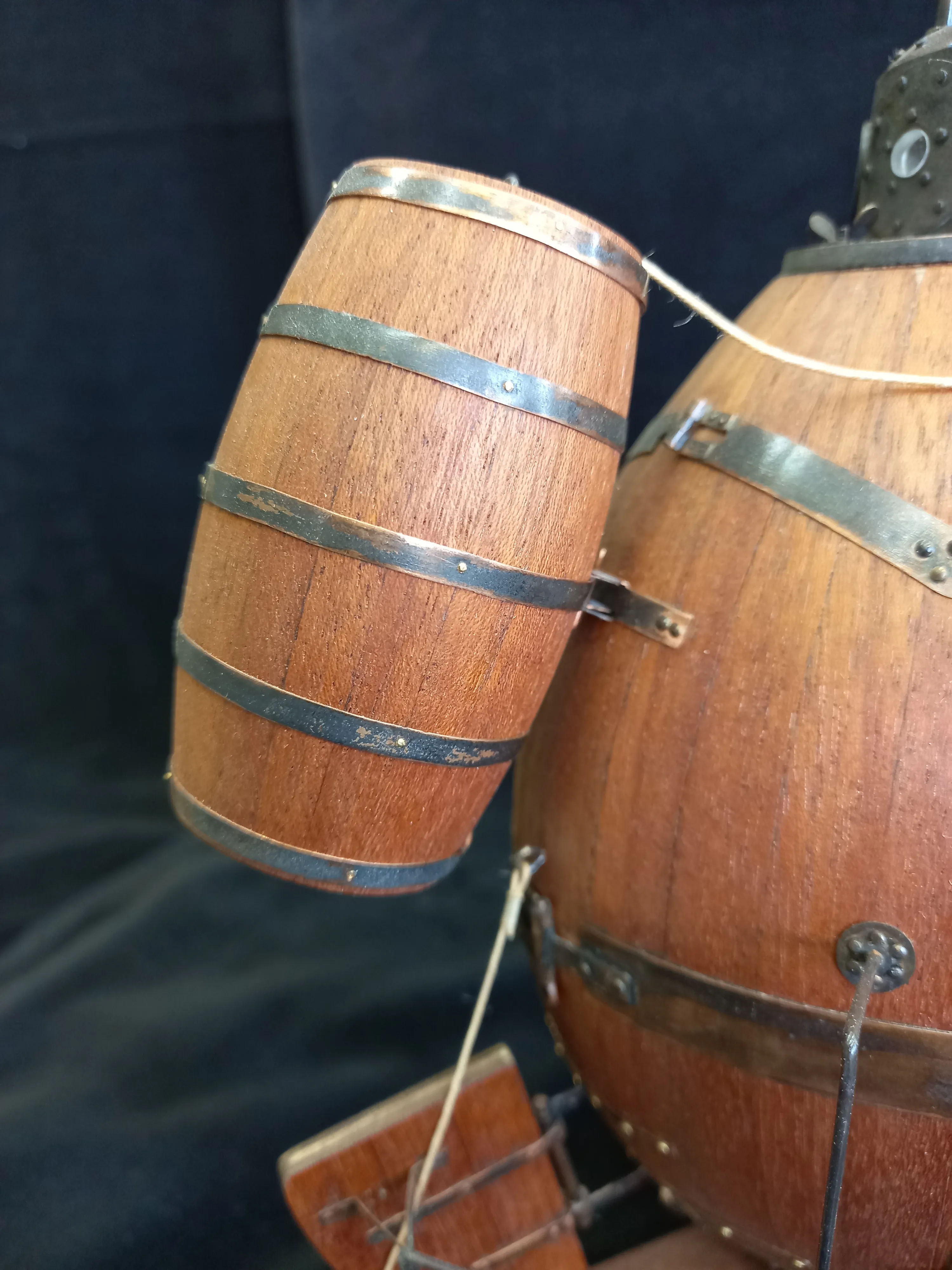 Модель корабля Подводная лодка "ЧЕРЕПАХА" Д. Бушнелла 1776 г. - Верфь на Столе