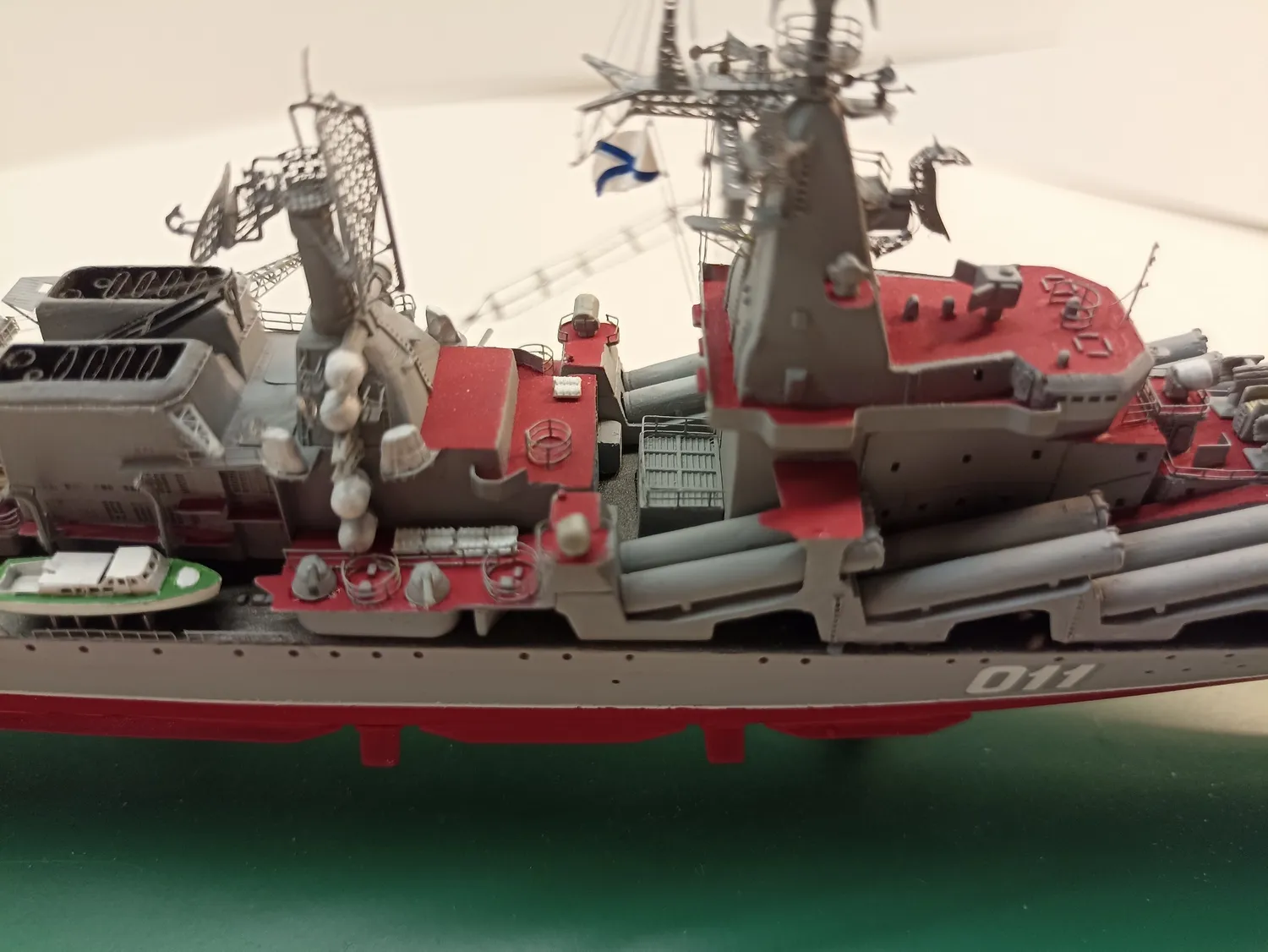 Модель корабля  ГРКР  " Варяг" - Верфь на Столе