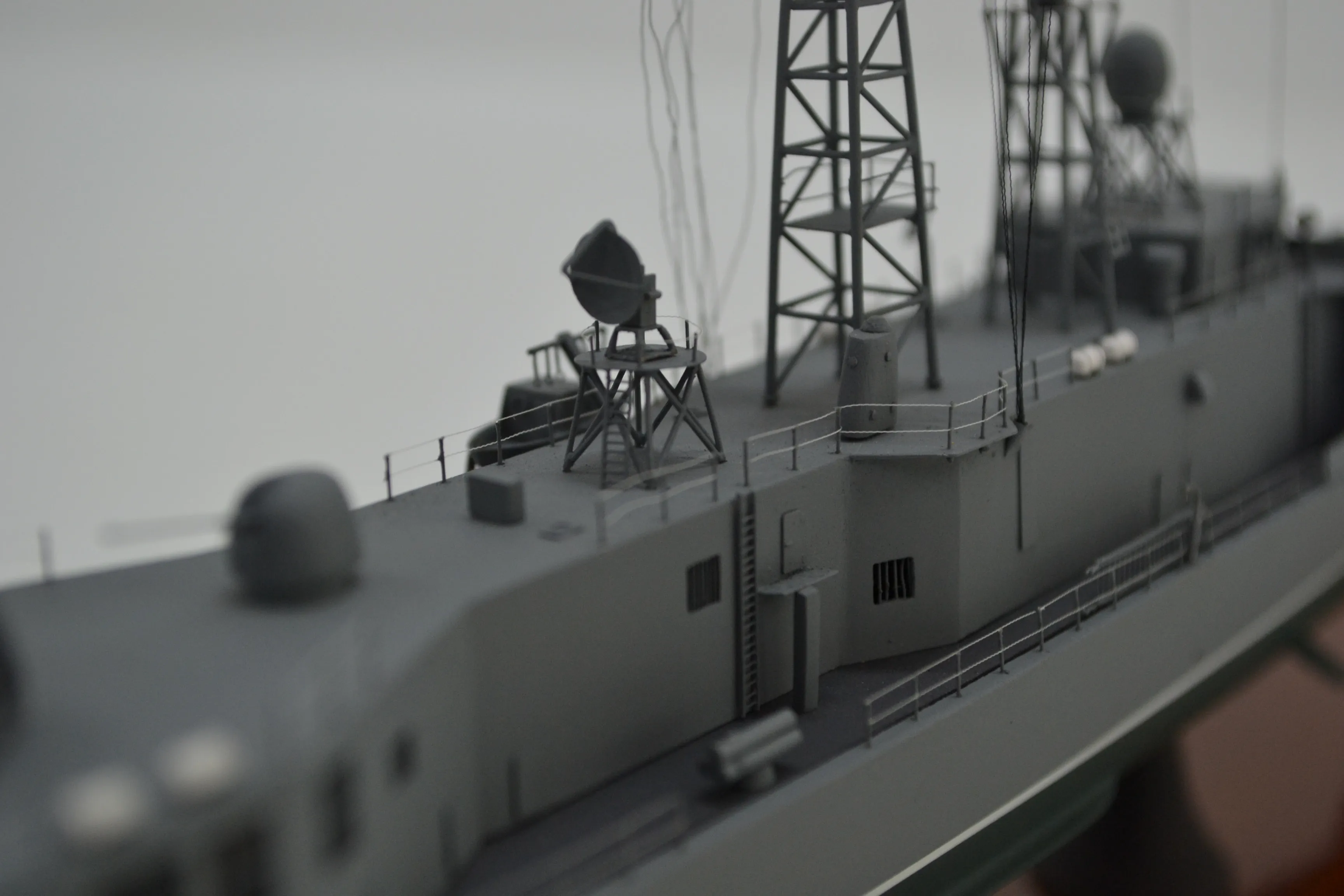 Модель корабля Фрегат FFG-9 «Уодсуорт» - Верфь на Столе