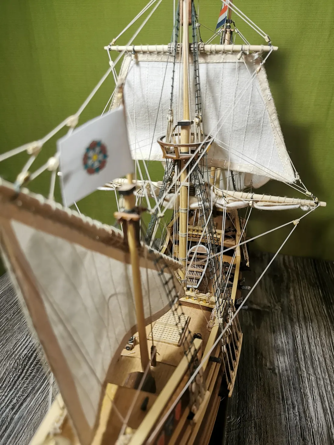 Модель корабля Золотая Лань - Верфь на Столе