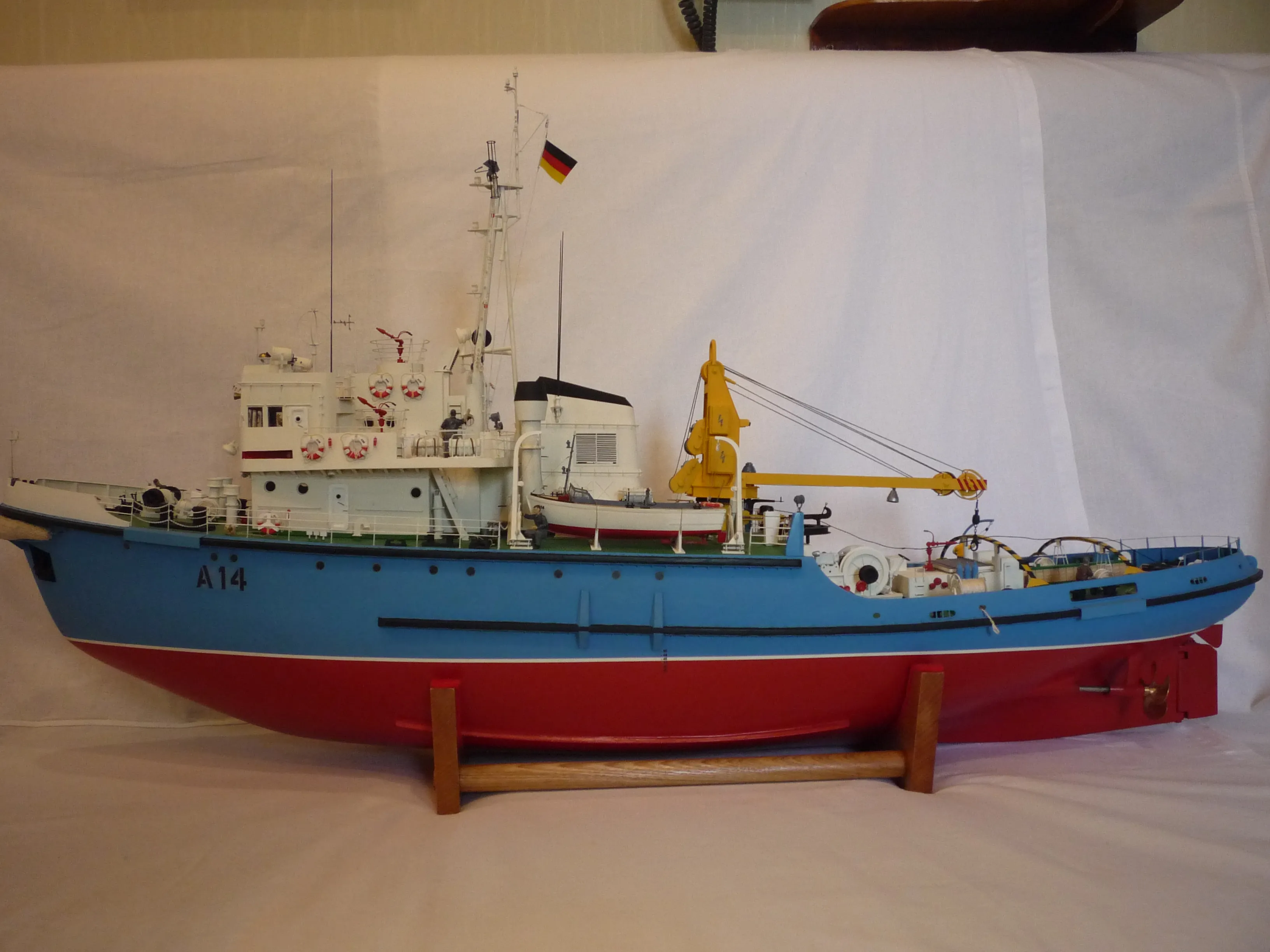 Модель корабля Океанский буксир-спасатель - Верфь на Столе