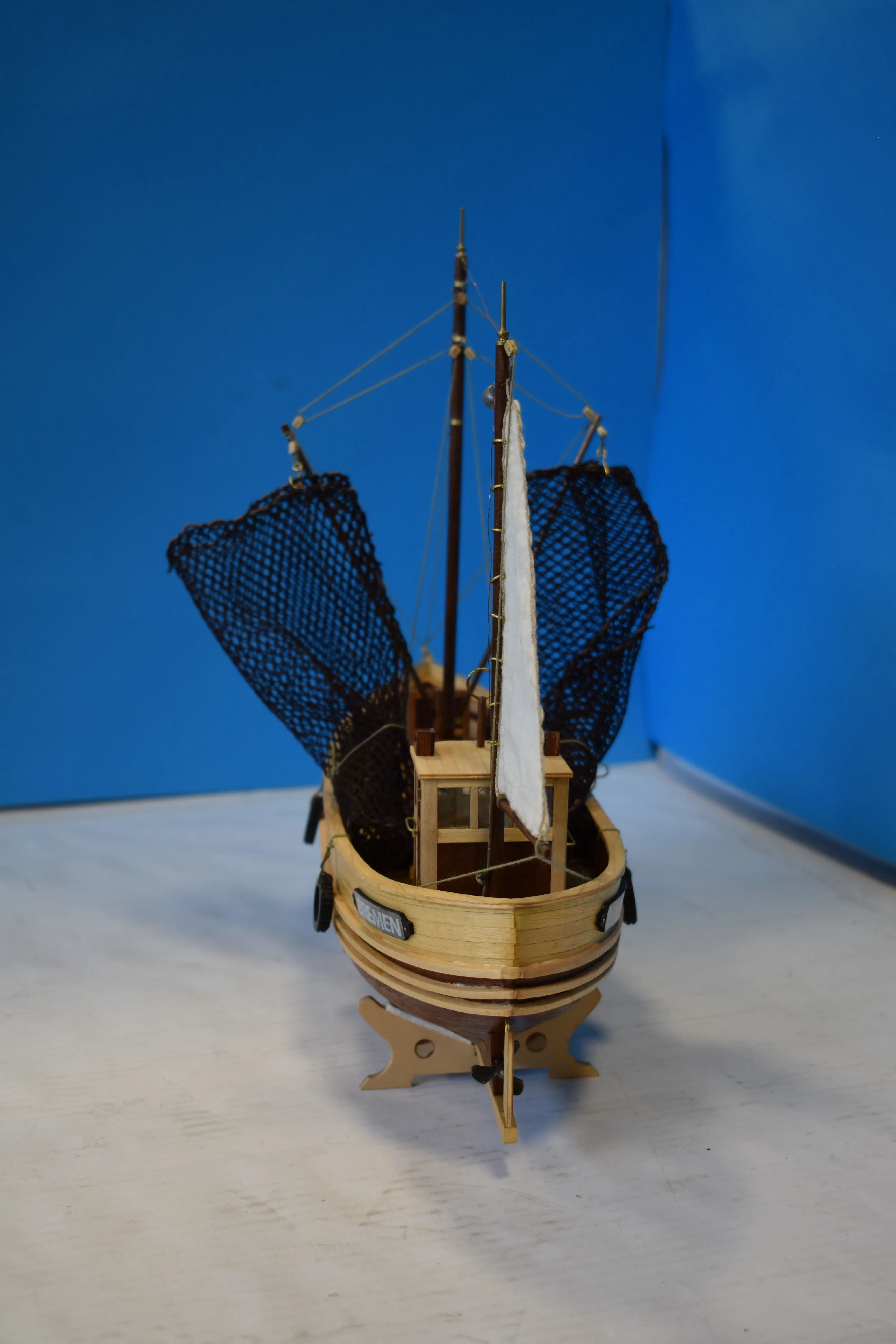 Модель корабля рыбацкая лодка "Bremen" - Верфь на Столе