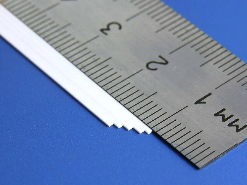 Полоска пластиковая 0,5х0,75 мм, 10 шт/уп.