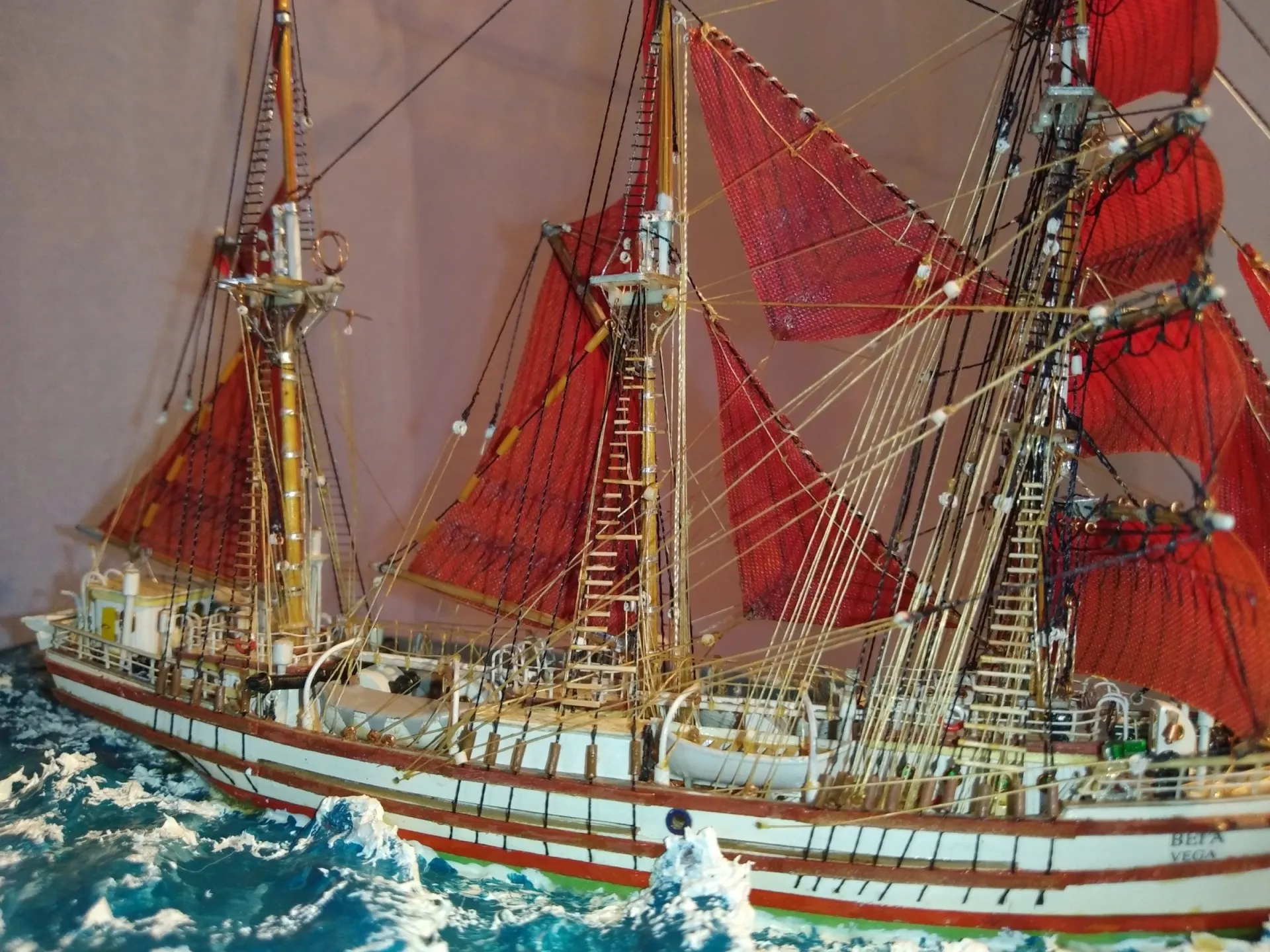 Модель корабля Баркентина "Вега" II - Верфь на Столе