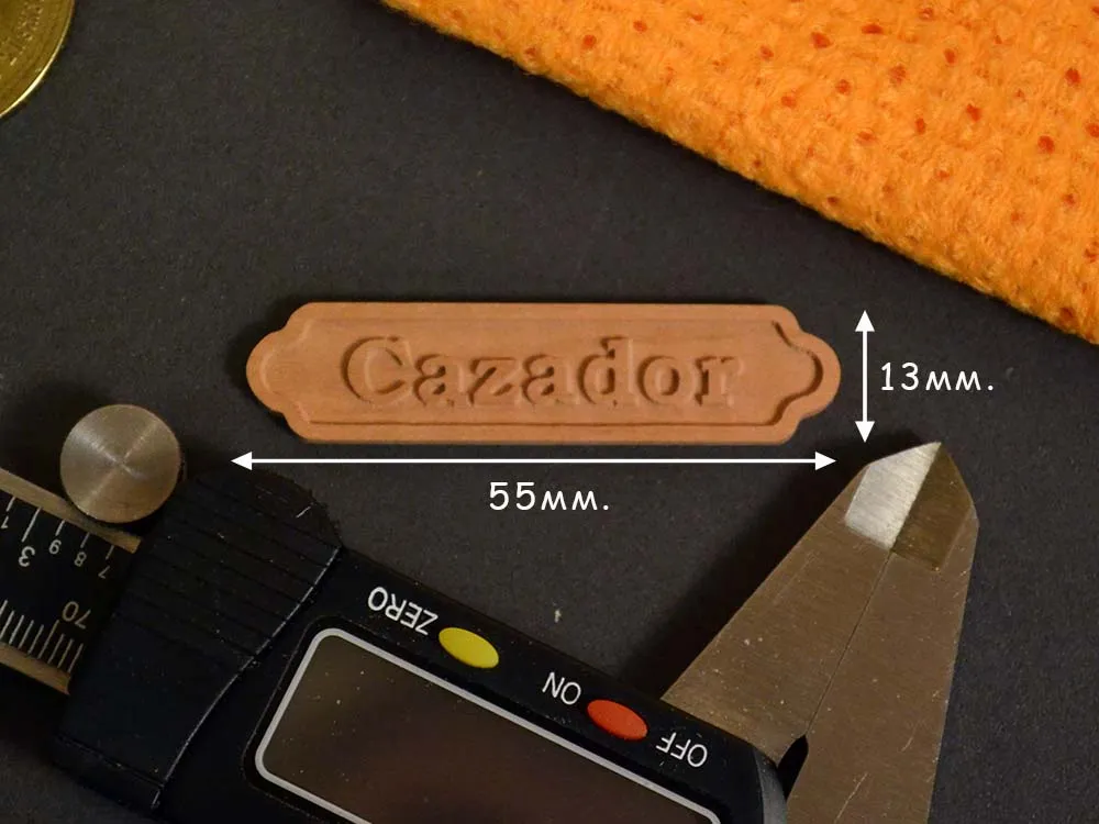 Табличка Cazador, груша, рез ЧПУ