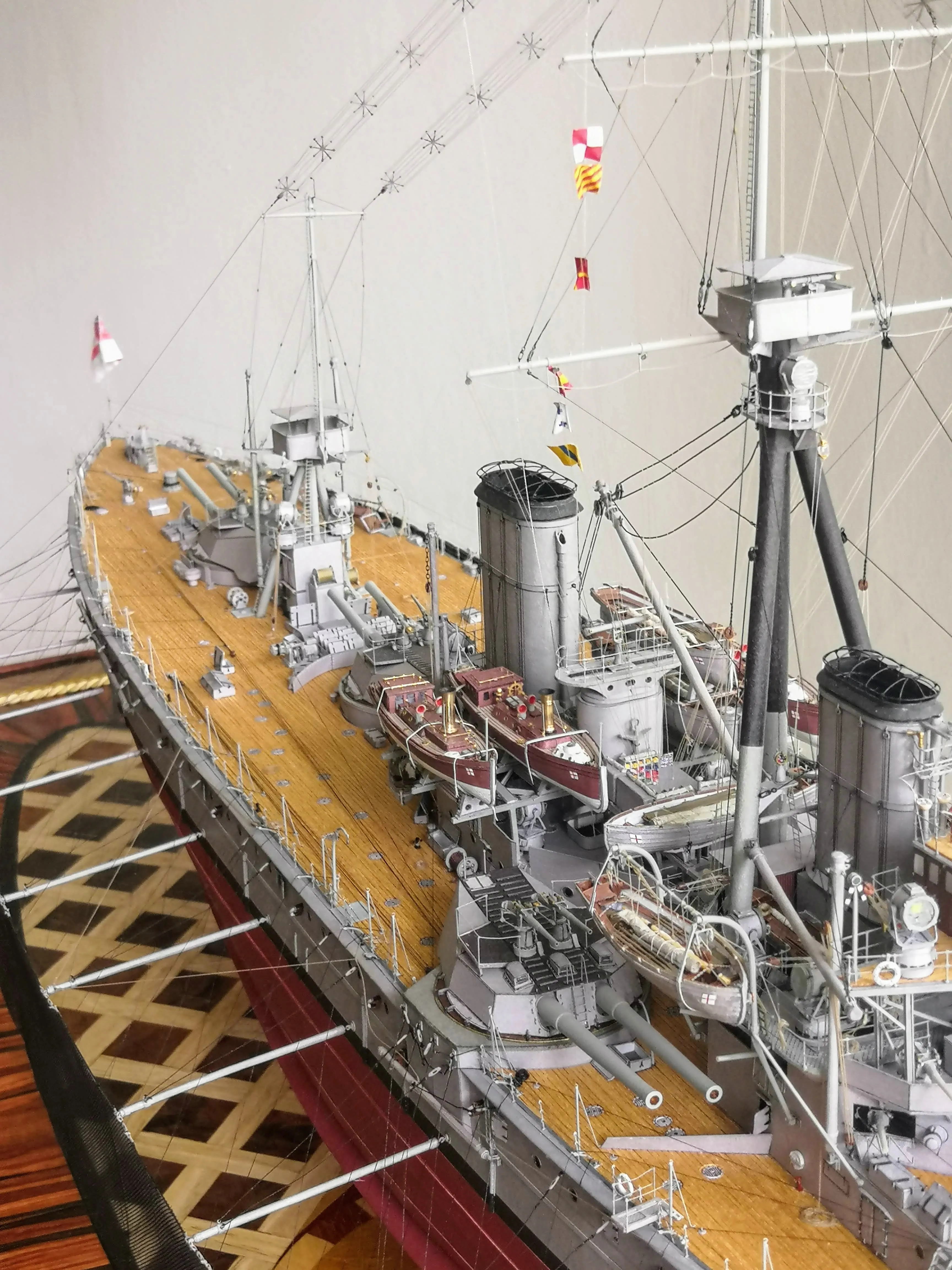 Модель корабля HMS Dreadnough - Верфь на Столе