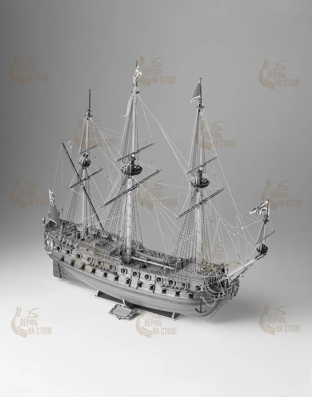 Чертеж корабля HMS Neptune, масштаб 1:90 Чертеж корабля HMS Neptune, масштаб 1:90