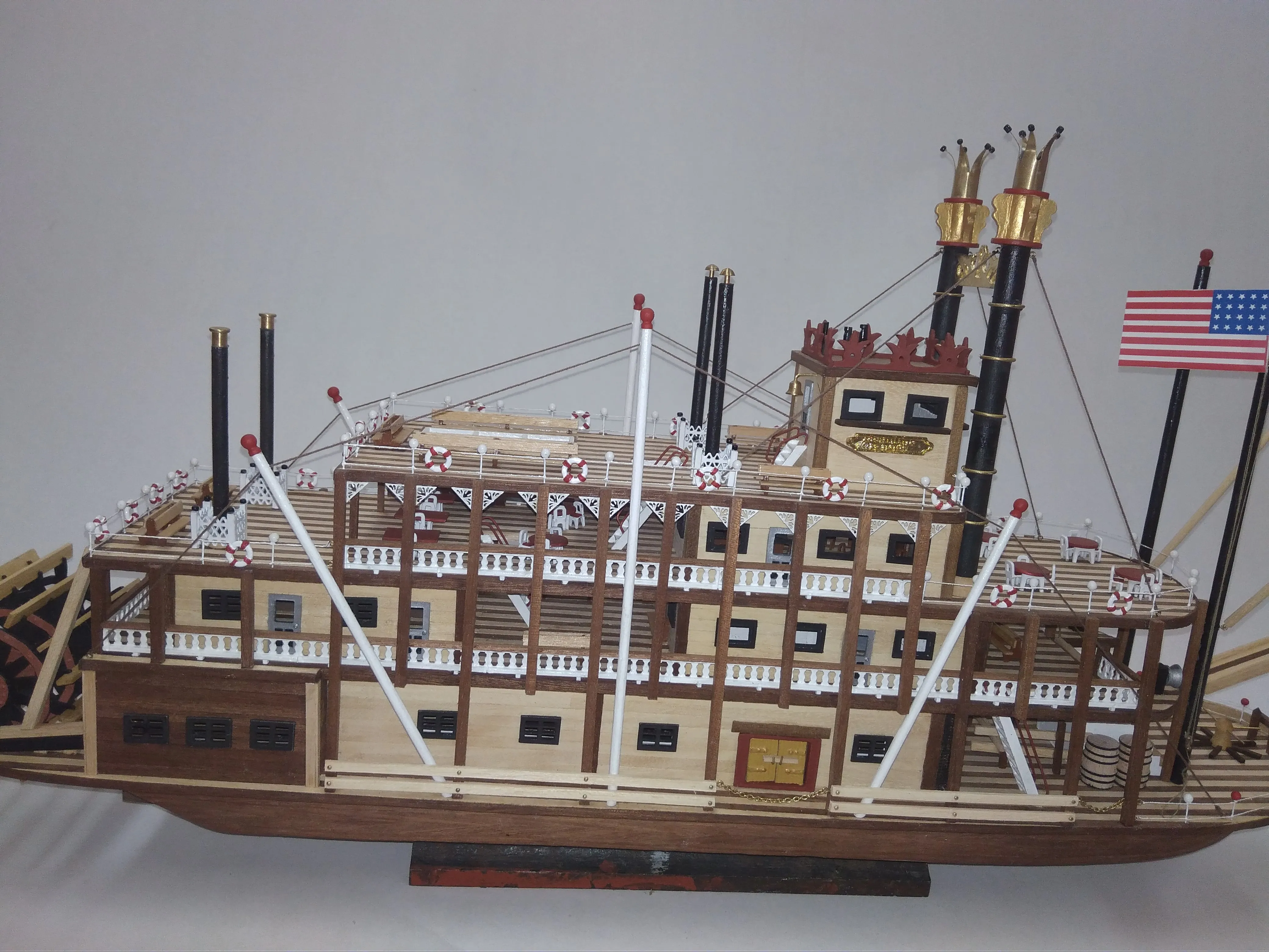 Модель корабля Колесный пароход "MISSISSIPPI" - Верфь на Столе