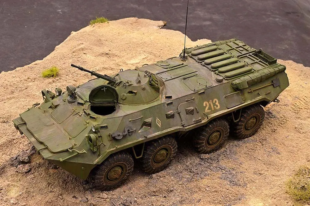 Российский бронетранспортёр БТР-80 Российский бронетранспортёр БТР-80