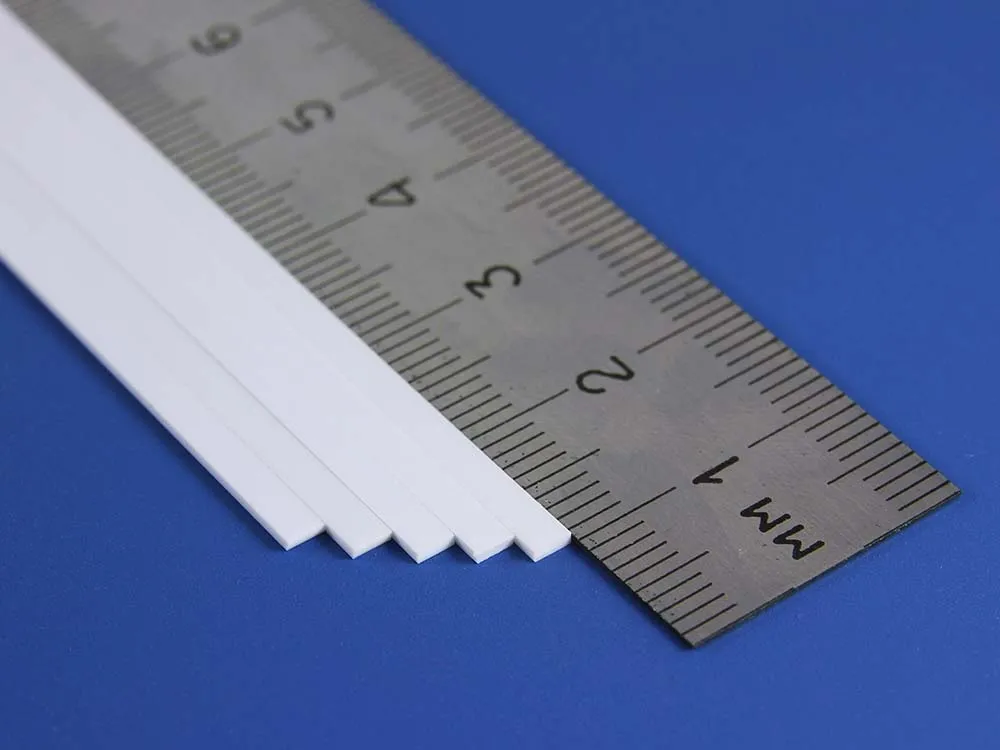 Полоска пластиковая 0,75х2,5 мм, 10 шт/уп. Полоска пластиковая 0,75х2,5 мм, 10 шт/уп.