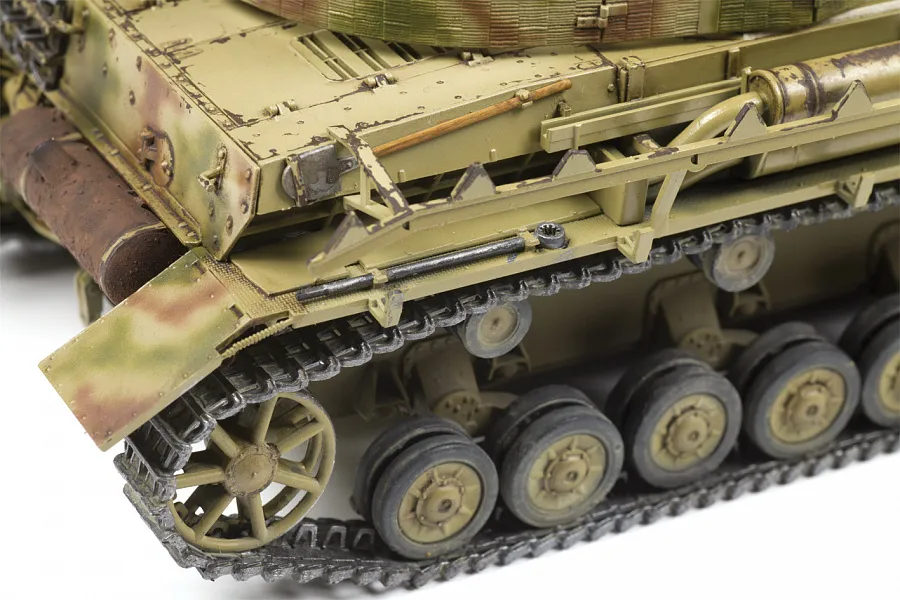 Немецкий средний танк "T-IV H"