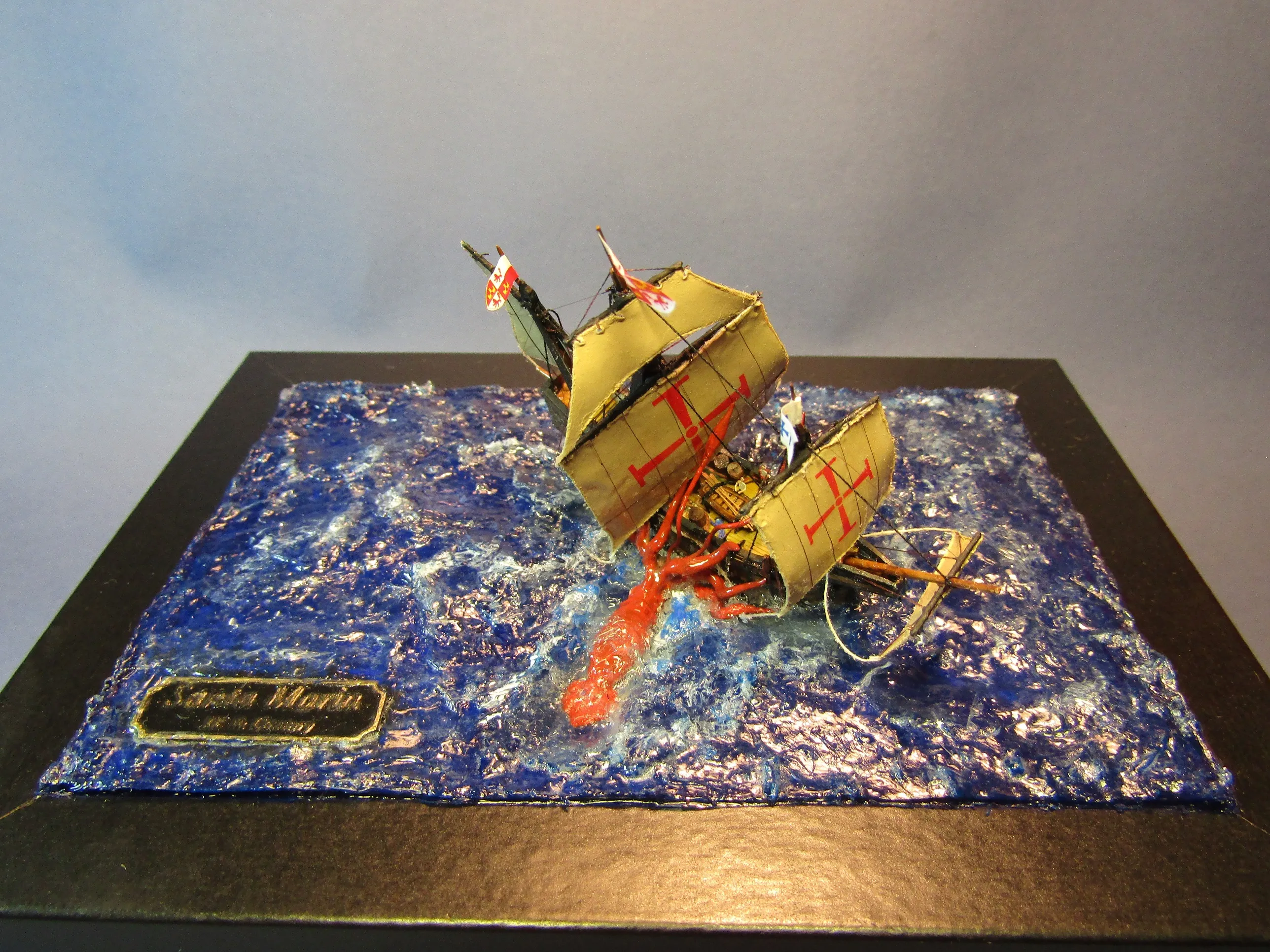 Модель корабля Каракка “Santa Maria” и Кракен - Верфь на Столе