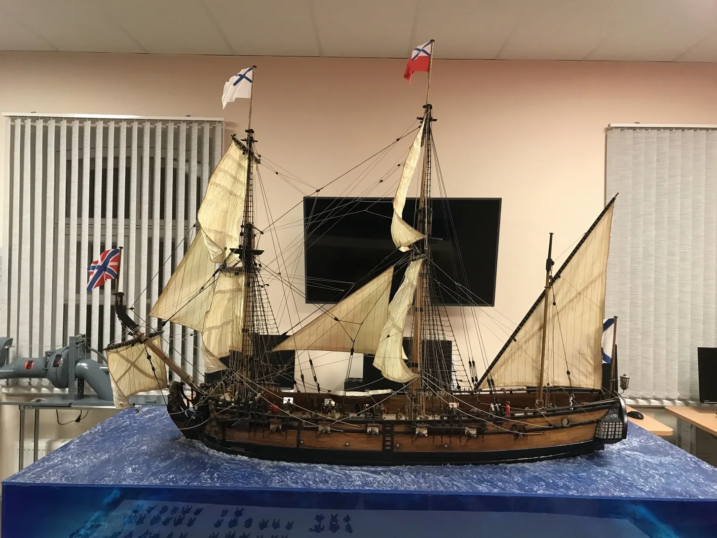 Модель корабля Шнява Балтийского флота "Фаворитка" - Верфь на Столе