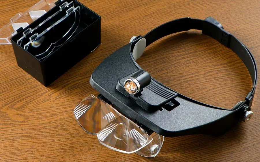 Универсальное головное увеличительное стекло 4-в-1 "Доктор Браун"