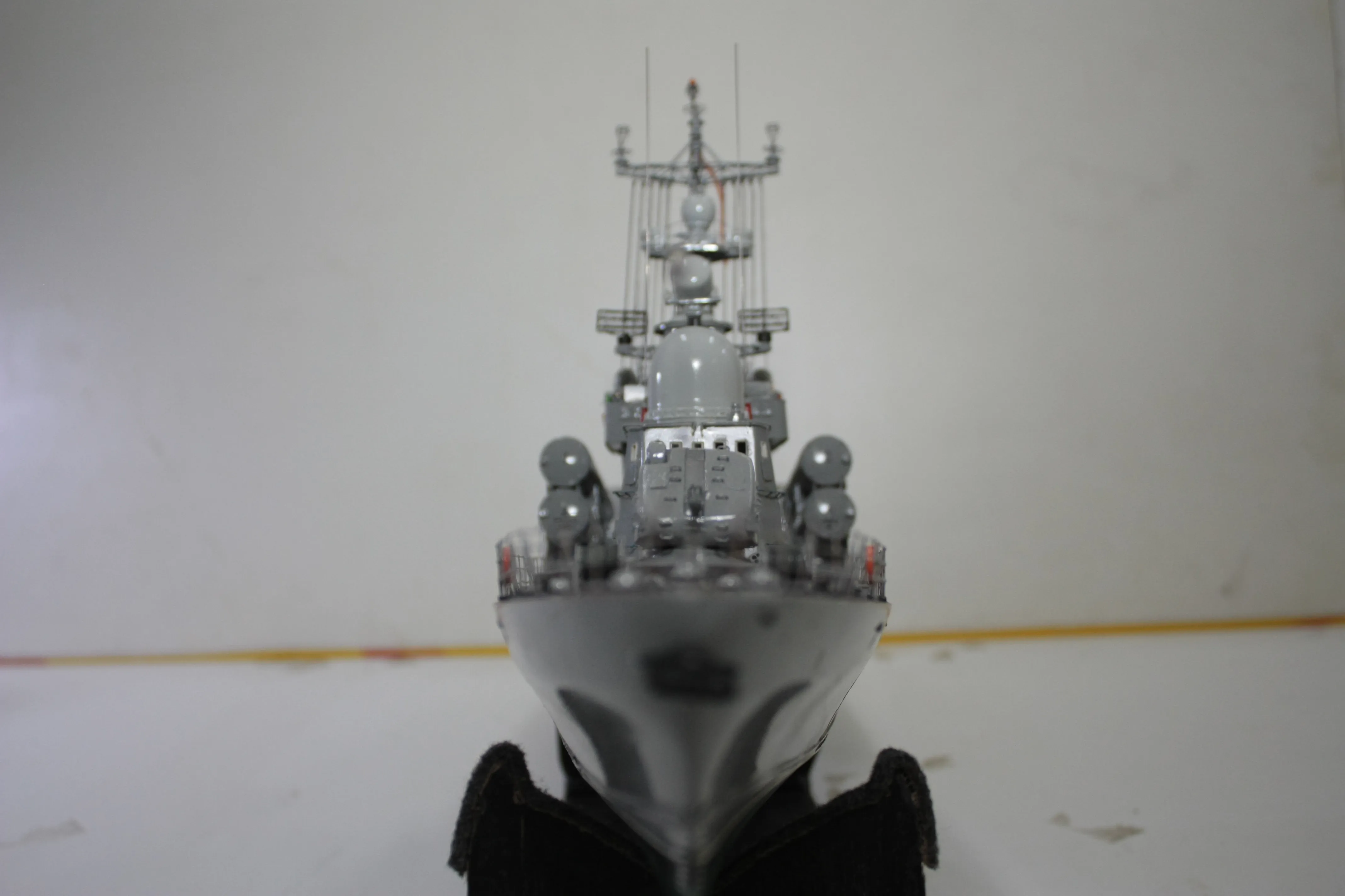 Модель корабля Большой ракетный катер "МОЛНИЯ" пр.1241.1 - Верфь на Столе