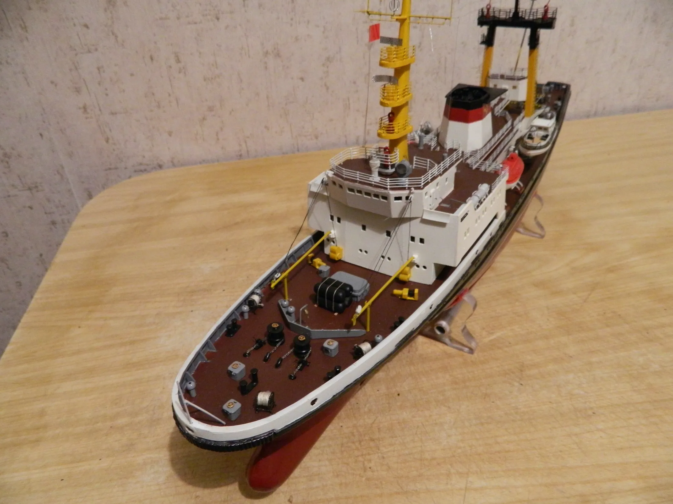 Модель корабля Буксир спасатель «Ягуар» - Верфь на Столе