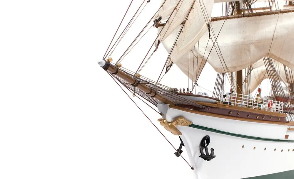 Барк Товарищ (Gorch Fock) + (Стартовый набор инструментов)