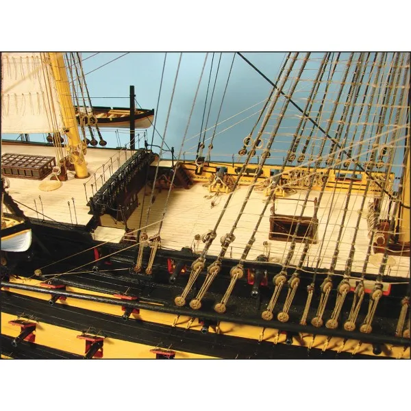 HMS Victory, бумажная модель (НЕКОНДИЦИЯ) HMS Victory, бумажная модель (НЕКОНДИЦИЯ)