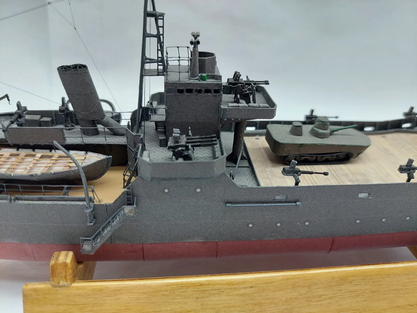 Модель корабля Танкодесантный корабль тип SBT - Верфь на Столе