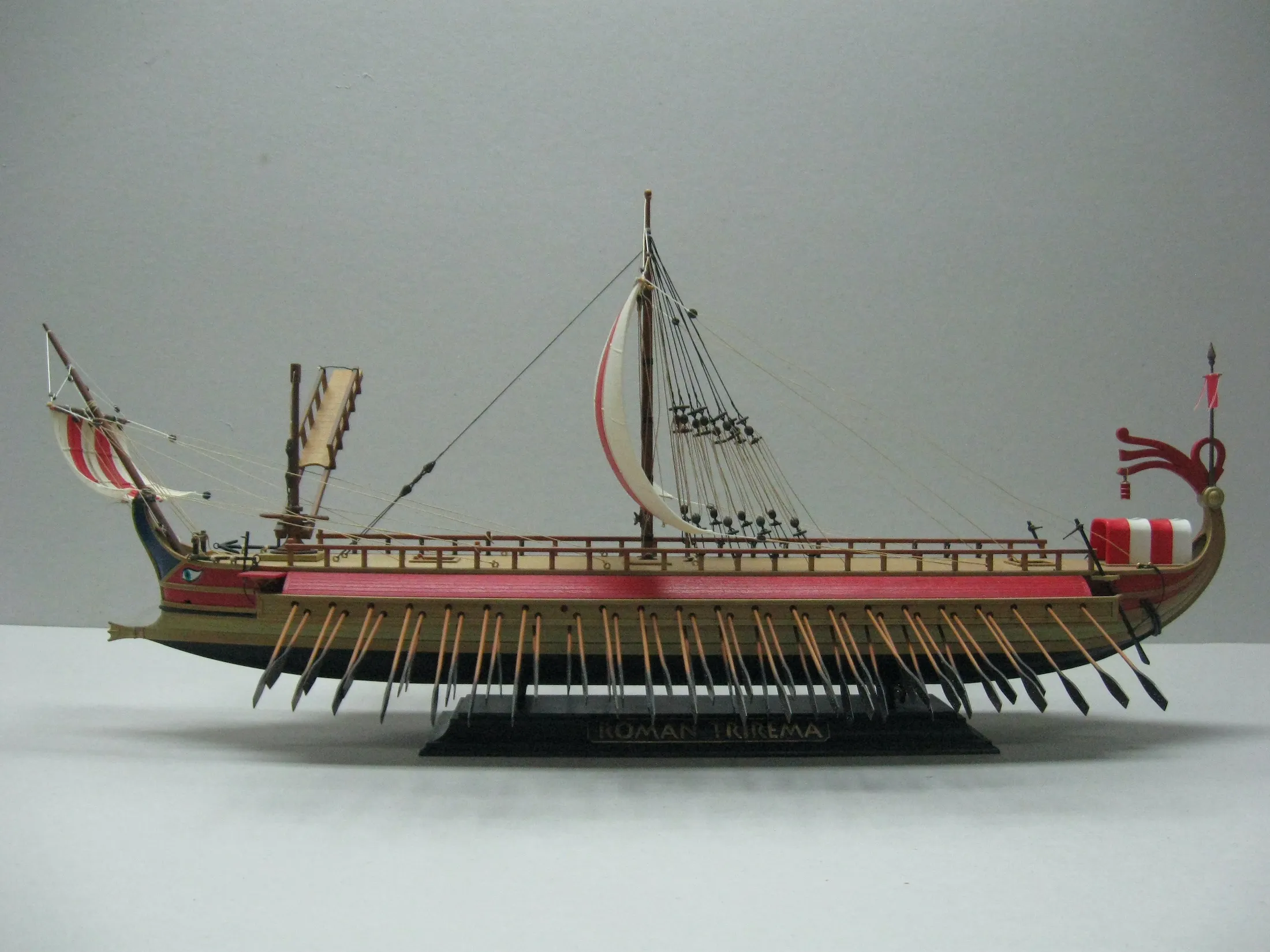 Модель корабля Римская трирема - Верфь на Столе