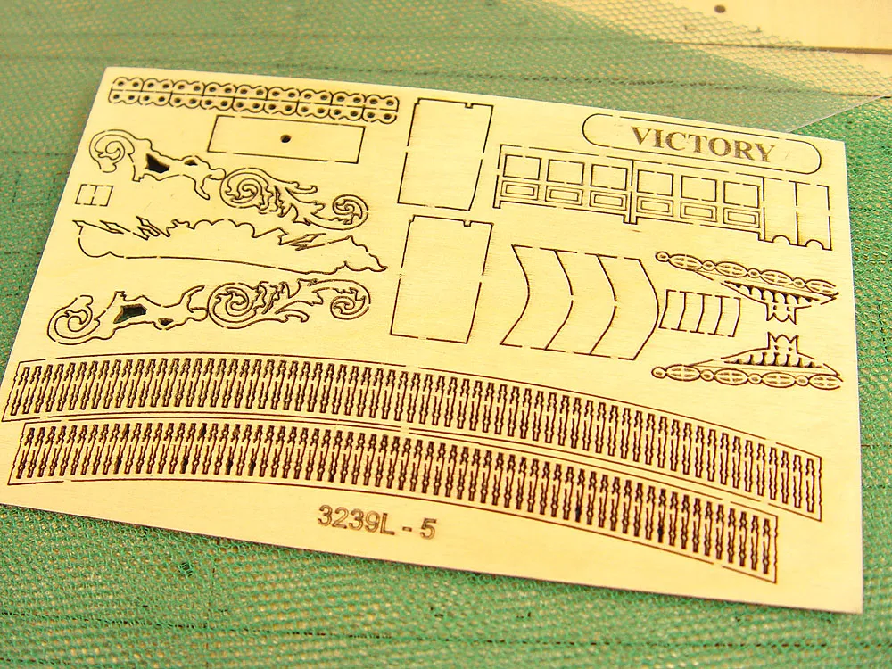 HMS Victory, длина 134 см (НЕКОНДИЦИЯ) HMS Victory, длина 134 см (НЕКОНДИЦИЯ)