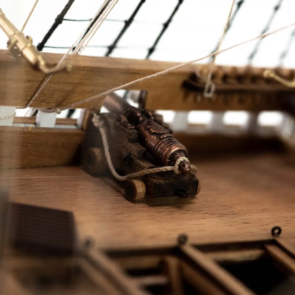 Галеон Revenge + (Полный набор инструментов, клея и краски)